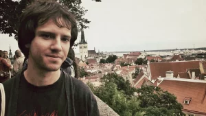 Il Belvedere Kohtuotsa e il medioevo di Tallinn - foto con e di giuseppe govinda
