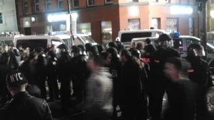 polizia a kreuzberg storia del primo maggio