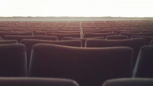 lo specchio voglio solo che mi ascolti il capitol III creato da giuseppe govinda