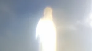 esseri di luce cosa sono? Adoniesis filmato nei cieli